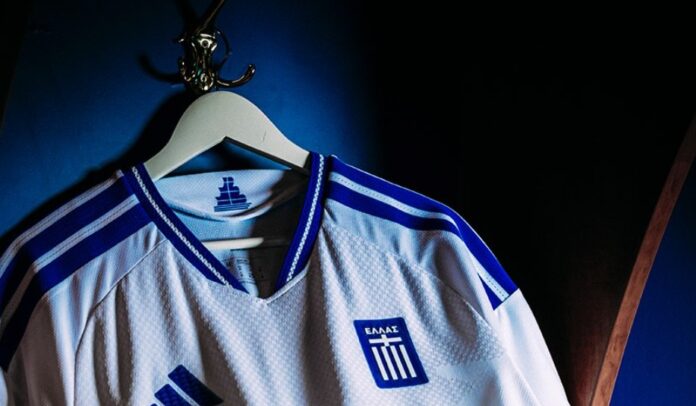 hellas fanela peiratiko