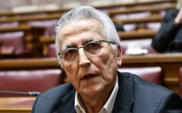 Πρόεδρος της ΓΣΕΕ και πάλι ο Παναγόπουλος