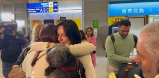 «Πεταχτήκαμε από τα δωμάτια και κρυφτήκαμε στα υπόγεια»: Έλληνες που επέστρεψαν από το Ντουμπάι περιγράφουν όσα έζησαν