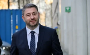 Ο λογιστής του Νίκου Ανδρουλάκη ξέχασε να δηλώσει καταθέσεις ενός εκατομμυρίου