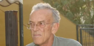 Πέθανε ο Γιώργος Πανουσόπουλος