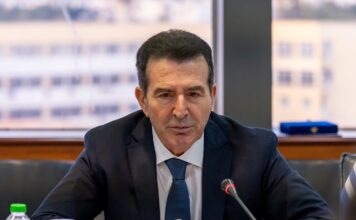 Χρυσοχοΐδης για τη δολοφονική επίθεση στη Θεσσαλονίκη: «Δεν υπάρχει περίπτωση να μη συλληφθούν οι δράστες»