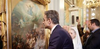 Τι λέει ο δήμος Μεσολογγίου για τον ασπασμό του πίνακα του Βρυζάκη από τον Κυριάκο Μητσοτάκη