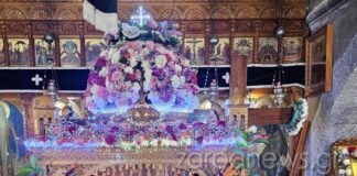 «Χάι τεκ» επιτάφιος στα Χανιά – Τοποθέτησαν λαμπάκια led στον τρούλο του