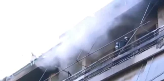 Δυο νεκροί μετά από φωτιά σε διαμέρισμα (βίντεο)