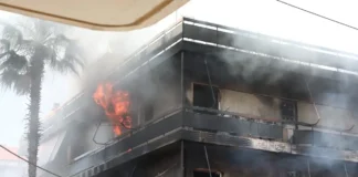 «Ακούστηκαν εκρήξεις, άρπαξαν οι τέντες και οι φλόγες έγιναν ανεξέλεγκτες»