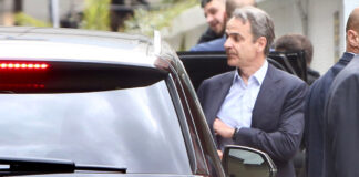 Στον Ευαγγελισμό ο Μητσοτάκης για να ενημερωθεί για την κατάσταση υγείας του Γιώργου Μυλωνάκη