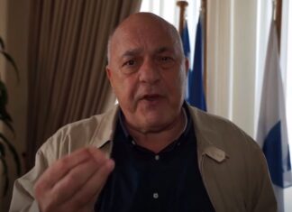 Ένα νερό κυρά Βαγγελιώ