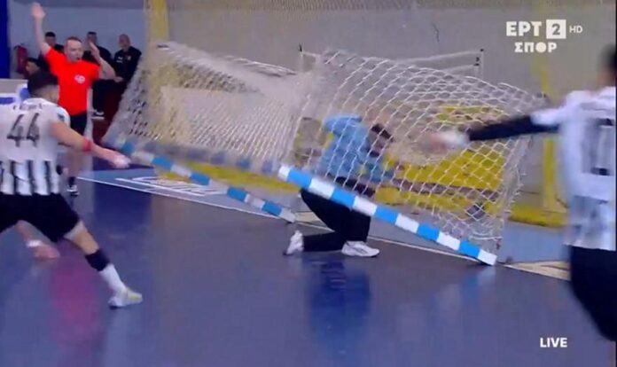 ptosi estias handball