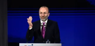 Βέμπερ: Οι πολιτικές του Κυριάκου Μητσοτάκη αποτελούν παράδειγμα για ολόκληρη την Ευρώπη