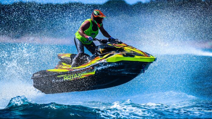 JET SKI