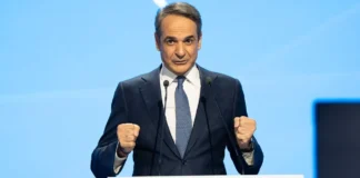 Μητσοτάκης από 16ο συνέδριο ΝΔ: Ζητώ όχι εντολή επανάληψης λαθών, αλλά αλλαγών και σκληρής δουλειάς (βίντεο)