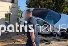 Αυτοκίνητο καρφώθηκε και κρεμάστηκε σε τοίχο