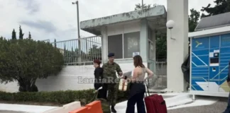 Παρουσιάστηκαν οι πρώτες γυναίκες στον στρατό – Στιγμές συγκίνησης για εκείνες και τις οικογένειές τους