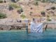 Ύψωσαν πανό στο σημείο όπου σχεδιάζεται το LNG στον Παγασητικό (βίντεο)