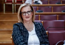 Μηχανικός και βουλευτής Κορινθίας της ΝΔ από το 2019, η νέα Υφυπουργός Περιβάλλοντος και Ενέργειας