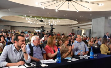 Πάει στον Τσίπρα ο ΣΥΡΙΖΑ, υπερψηφίστηκε η πρόταση Φάμελλου στην Κεντρική Επιτροπή