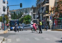 Τροχαίο στην Καραμπατζάκη (φωτογραφίες)