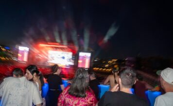 Τι θα κερνούσαν οι Έλληνες fans τους Pet Shop Boys; Η Allwyn έχει την απάντηση – Μια νοσταλγική μουσική βραδιά στην Πλατεία Νερού