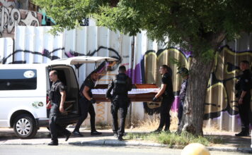 Σε εξέλιξη οι έρευνες για τη σορό γυναίκας που βρέθηκε σε βαλίτσα