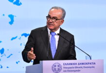 Παπαθανάσης: Η ανάπτυξη έχει πραγματική αξία όταν το μέρισμά της φτάνει στην κοινωνία