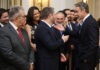 Τα παραλειπόμενα από το Προεδρικό: Οι διάλογοι των αρχηγών, οι «εκλογές τον Μάιο» και τα χαμόγελα Μητσοτάκη-Ανδρουλάκη (φωτογραφίες)