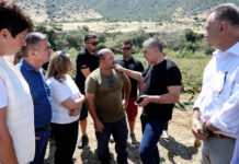 Μόνιμες λύσεις προστασίας για τις καλλιέργειες του Τυρνάβου αναζητά η Περιφέρεια Θεσσαλίας