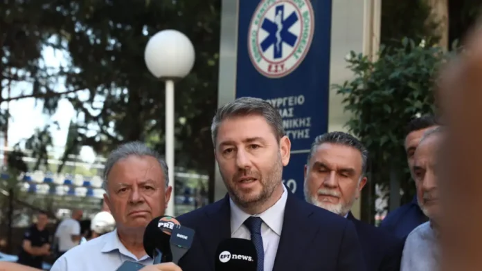 androulakis-episkepsi-ekav-1200x675
