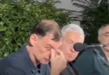 Δάκρυσε ο Μπαρτζώκας στην προβολή της ταινίας «Απόδραση από τα Βούρλα»