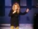 «Total Eclipse of the Heart»: Το επικό τραγούδι που ξεπέρασε την εποχή του και έκανε την Μπόνι Τάιλερ αθάνατη