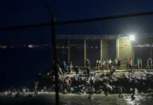 Στο χάος βυθίζεται η Θέουτα: 18 νεκροί μετανάστες που προσπάθησαν να περάσουν από το Μαρόκο στην Ισπανία