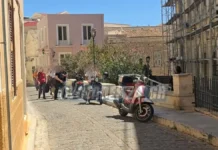 Απολογούνται δήμαρχος, αντιδήμαρχος και ακόμη 2 άτομα για τη φωτιά στην Πάρο – Το χρονικό των συλλήψεων