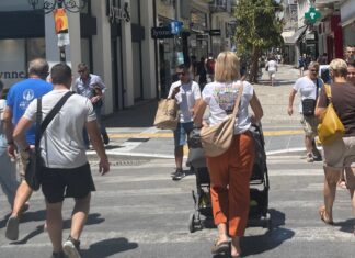 «Κοκκινίζουν» επιχειρήσεις