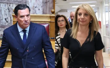Καρυστιανού κατά Γεωργιάδη για βέτο στο ΝΑΤΟ και ποινικούς κώδικες