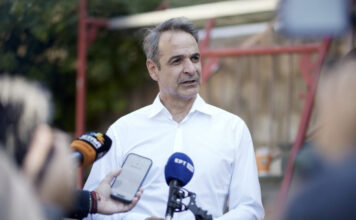 Μητσοτάκης για πυρκαγιές: Υπάρχουν στιγμές που η φύση και η ένταση των καιρικών φαινομένων ξεπερνούν κάθε επιχειρησιακή δυνατότητα