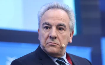 Συναγερμός στο Μαξίμου μετά τη συνομιλία Nτόκου με Ρώσους φαρσέρ – Έρευνα για υβριδική επίθεση