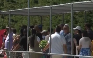 Ουρές πιστών στη Σουρωτή 32 χρόνια μετά την κοίμησή του Αγίου Παϊσίου (βίντεο)