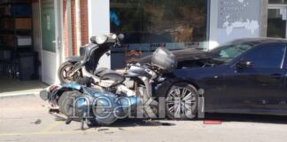 Αυτοκίνητο έπεσε πάνω σε σταθμευμένα οχήματα στο Ηράκλειο, προκάλεσε ζημιές σε ΙΧ και μηχανές