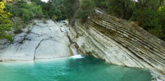 Χωρίς τις αισθήσεις του ανασύρθηκε ο 40χρονος από το φαράγγι Τρύφου