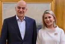 Ζ. Μακρή: «Ευχαριστίες στον Ν. Δένδια για διάθεση της μπάντας του Πολεμικού Ναυτικού στον Δήμο Αλμυρού»