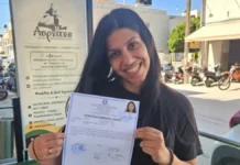 Η μητέρα πέντε παιδιών που νίκησε τις δυσκολίες και πέρασε πρώτη στη σχολή των ονείρων της