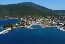 Υπογραφές συγκεντρώνουν κάτοικοι στο Αχίλλειο για έργο στο αλιευτικό καταφύγιο