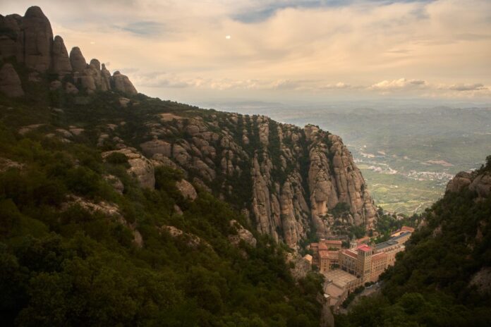 ESPANIA MONASTERY
