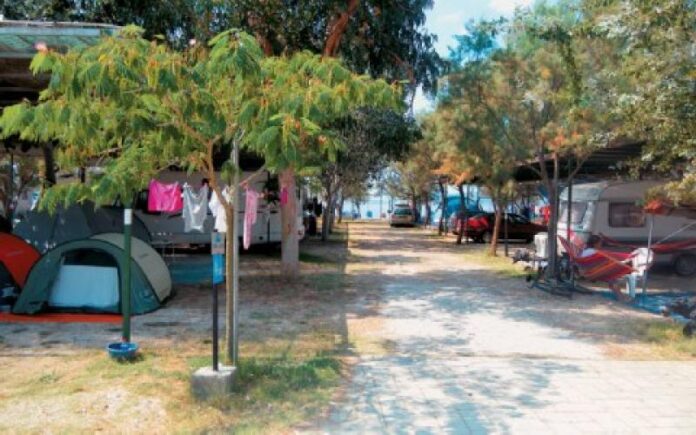 camping