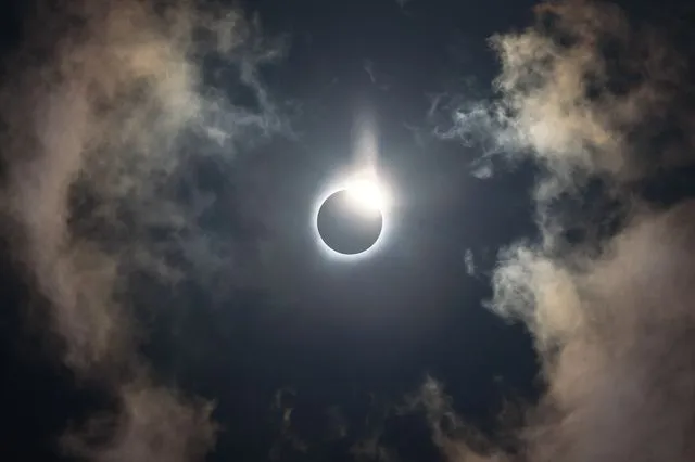 eclipse-640x426