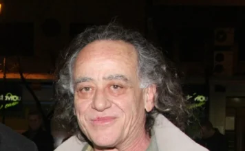 Νίκος Καλογερόπουλος: Το συλλυπητήριο μήνυμα της Λίνας Μενδώνη για την απώλεια του καλλιτέχνη