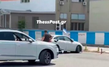 Οδηγός εμβόλισε όχημα στη μέση του δρόμου – Ντελιβεράδες του φώναζαν «μην κάνεις μ@@@» (βίντεο)