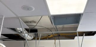 Άδωνις για ΓΝ Κορίνθου: Υπάλληλοι τράβηξαν μια κουρτίνα και ξήλωσαν την ψευδοροφή