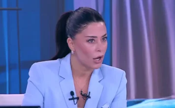 Λατινοπούλου: Για 45 λεπτά δεχόμουν χυδαία επίθεση από τους γύφτους στην Τήνο, η μητέρα μου τρομοκρατήθηκε