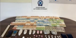 Δύο συλλήψεις για διακίνηση ναρκωτικών στη Μύκονο: Κατασχέθηκαν 65.900 ευρώ, MDMA και κοκαΐνη